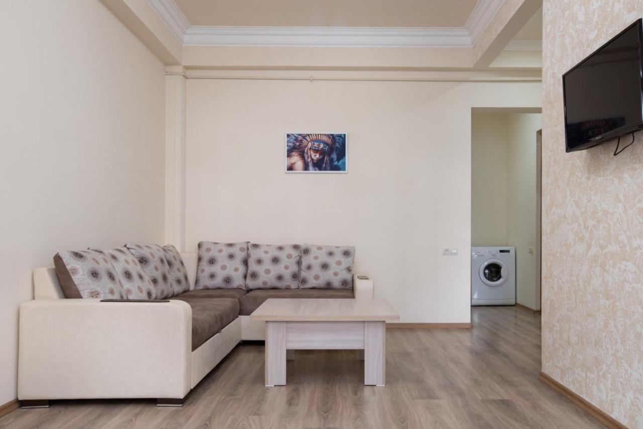 Stay Inn Apartments At Yekmalyan Street Єреван Екстер'єр фото