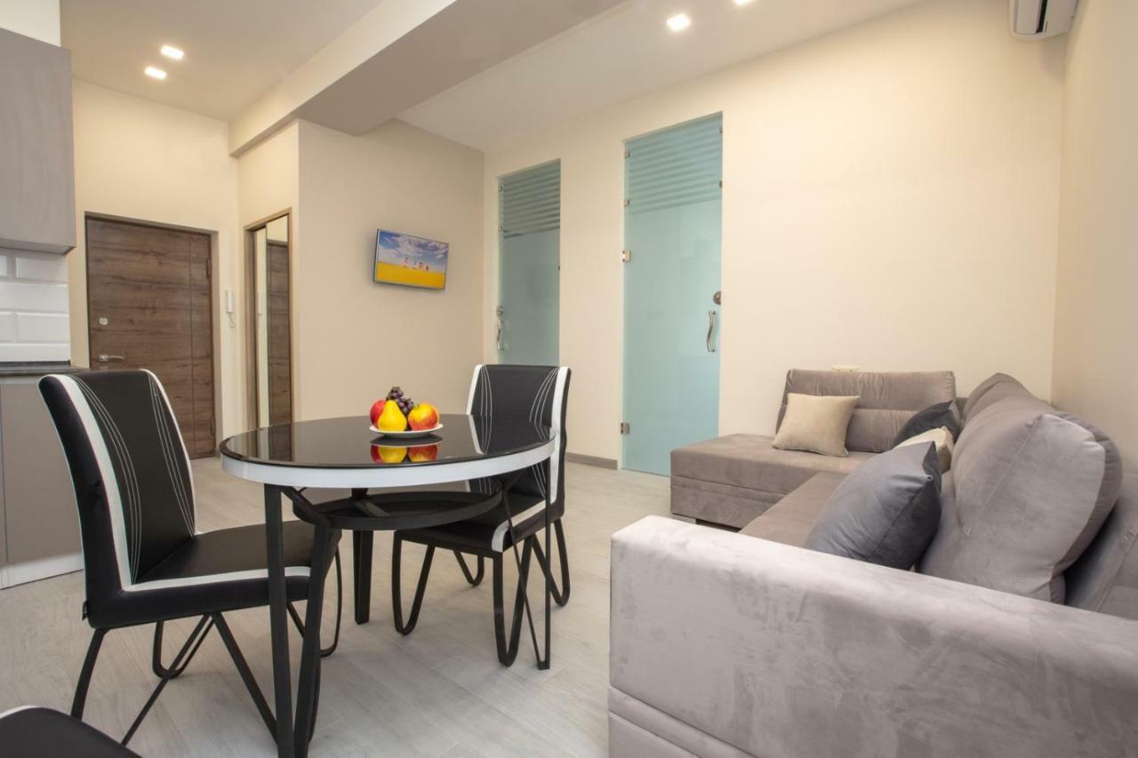 Stay Inn Apartments At Yekmalyan Street Єреван Екстер'єр фото