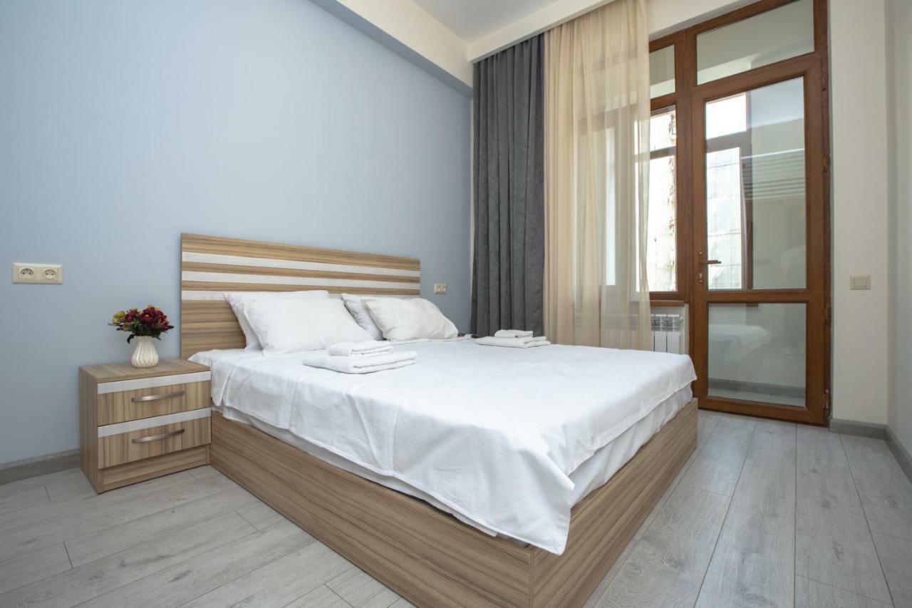 Stay Inn Apartments At Yekmalyan Street Єреван Екстер'єр фото
